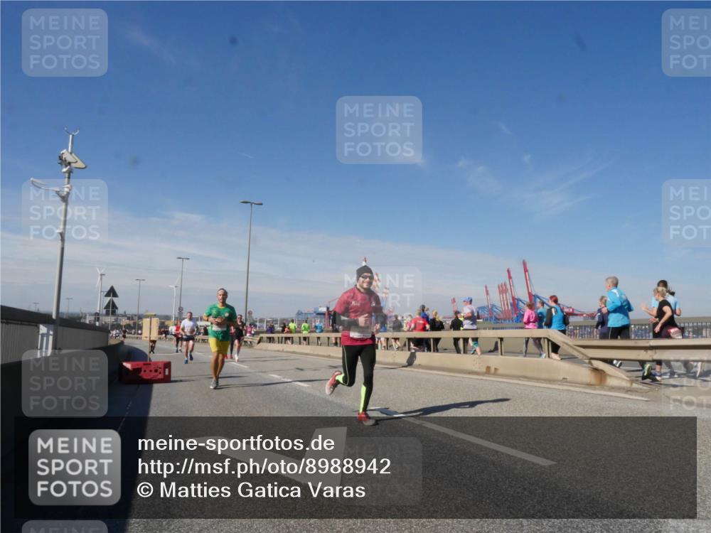 03.10.2025 - Köhlbrandbrückenlauf Matties Gatica Varas http://msf.ph/oto/8988942 03.10.2025 12:35:39 Position 2  meine-sportfotos.de