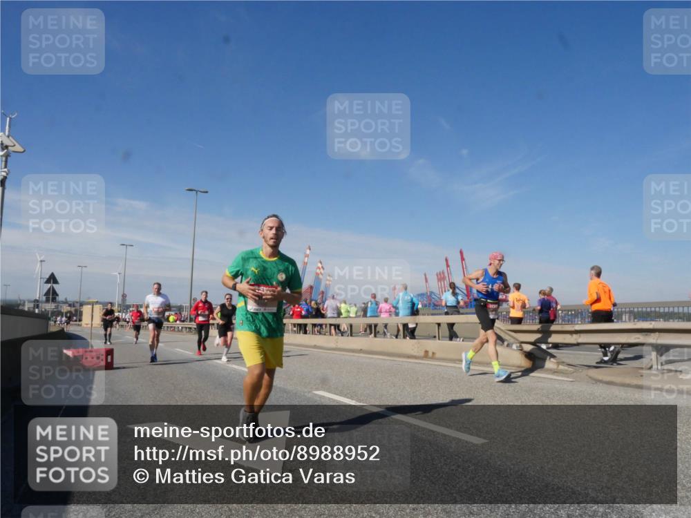 03.10.2025 - Köhlbrandbrückenlauf Matties Gatica Varas http://msf.ph/oto/8988952 03.10.2025 12:35:41 Position 2  meine-sportfotos.de