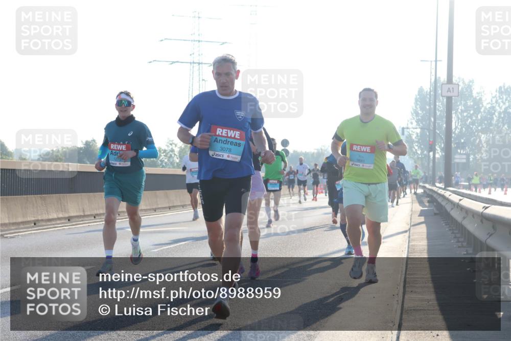 03.10.2025 - Köhlbrandbrückenlauf Luisa Fischer http://msf.ph/oto/8988959 03.10.2025 10:12:09 Position 3 1275, 3078, 3841, 1 meine-sportfotos.de