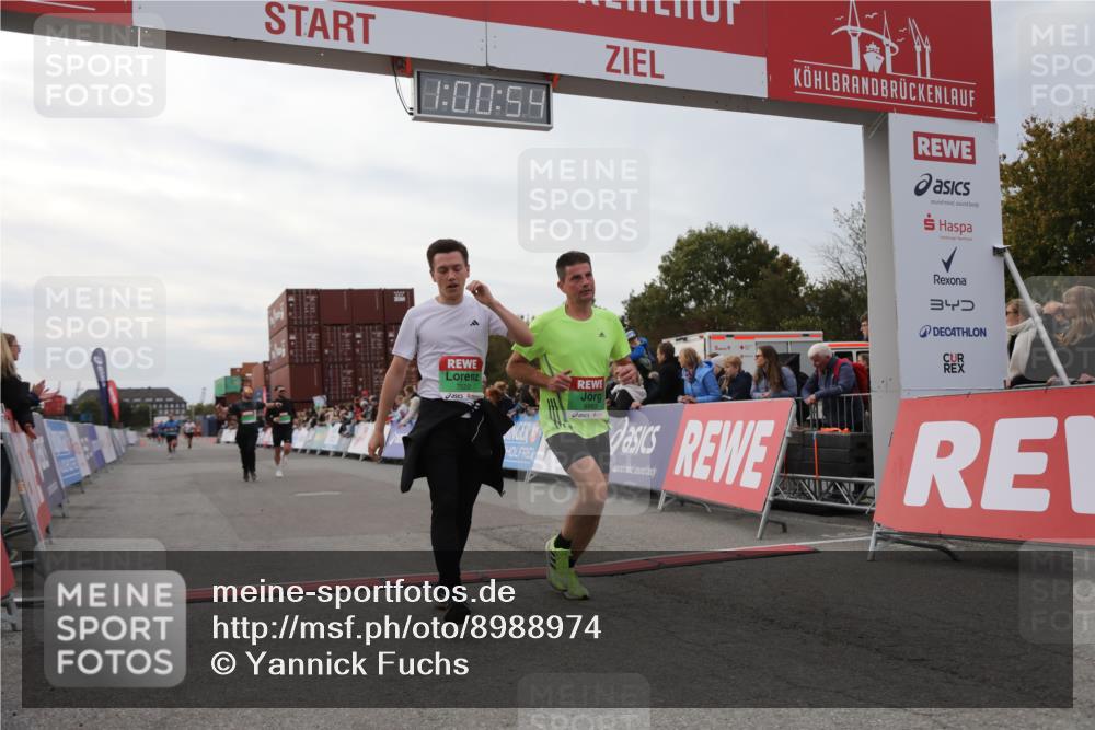 03.10.2025 - Köhlbrandbrückenlauf Yannick Fuchs http://msf.ph/oto/8988974 03.10.2025 16:00:53 Ziel 7223, 7294, 7522, 8676, 8883, 8940, 9736 meine-sportfotos.de