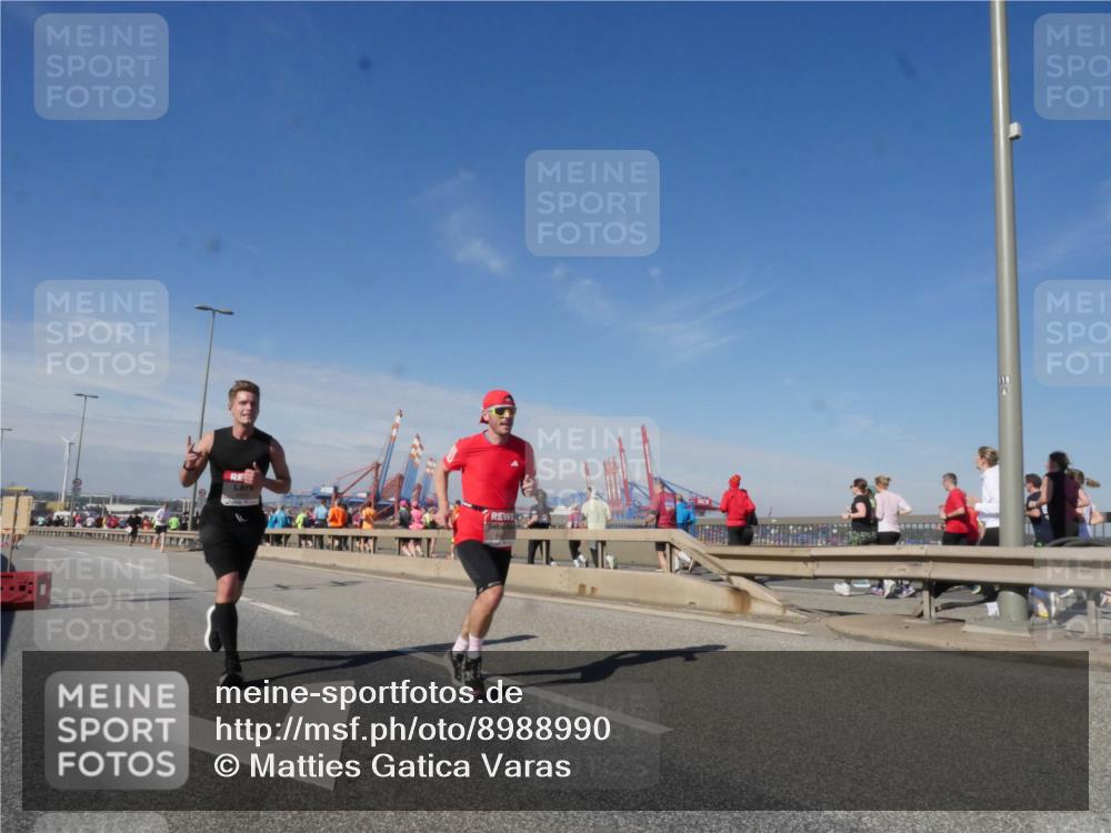 03.10.2025 - Köhlbrandbrückenlauf Matties Gatica Varas http://msf.ph/oto/8988990 03.10.2025 12:35:48 Position 2  meine-sportfotos.de