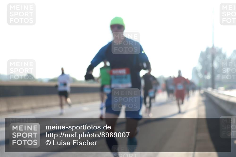 03.10.2025 - Köhlbrandbrückenlauf Luisa Fischer http://msf.ph/oto/8989007 03.10.2025 10:12:12 Position 3  meine-sportfotos.de