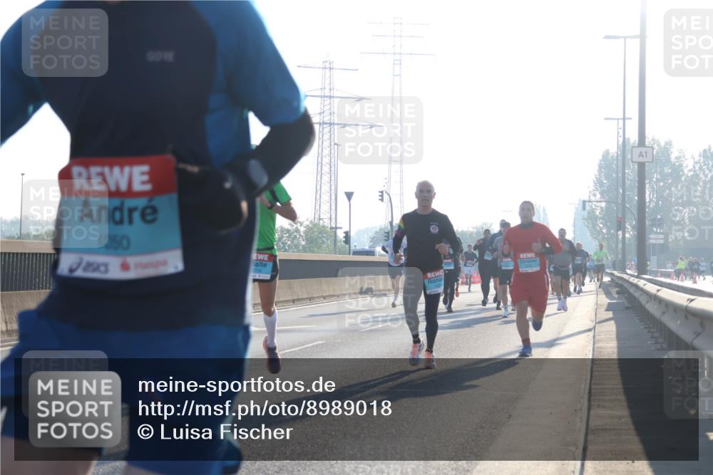 03.10.2025 - Köhlbrandbrückenlauf Luisa Fischer http://msf.ph/oto/8989018 03.10.2025 10:12:13 Position 3 1050, 1 meine-sportfotos.de