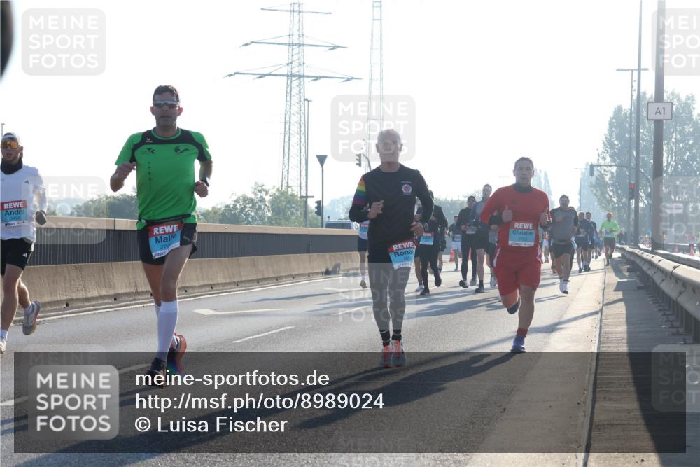 03.10.2025 - Köhlbrandbrückenlauf Luisa Fischer http://msf.ph/oto/8989024 03.10.2025 10:12:13 Position 3 3494, 270, 1 meine-sportfotos.de
