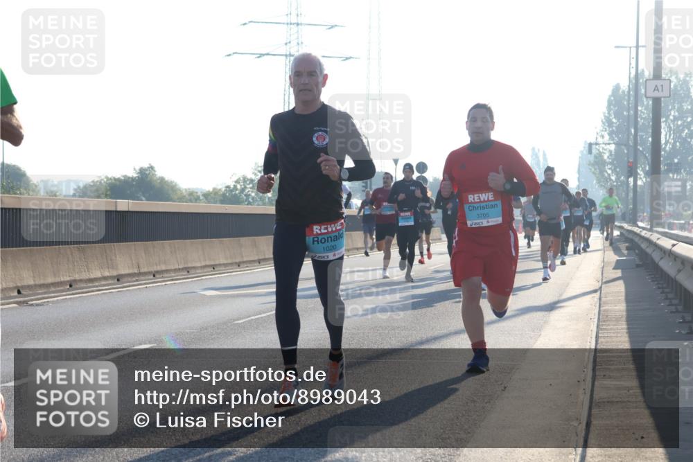03.10.2025 - Köhlbrandbrückenlauf Luisa Fischer http://msf.ph/oto/8989043 03.10.2025 10:12:14 Position 3 1020, 3705, 1 meine-sportfotos.de