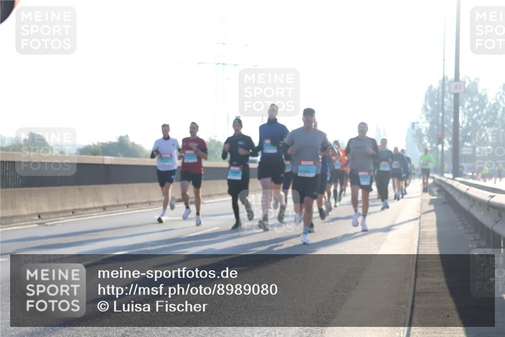 03.10.2025 - Köhlbrandbrückenlauf Luisa Fischer http://msf.ph/oto/8989080 03.10.2025 10:12:16 Position 3  meine-sportfotos.de