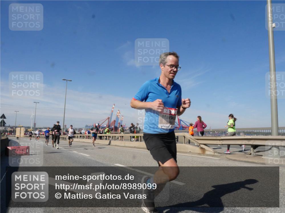 03.10.2025 - Köhlbrandbrückenlauf Matties Gatica Varas http://msf.ph/oto/8989099 03.10.2025 12:36:06 Position 2 509 meine-sportfotos.de