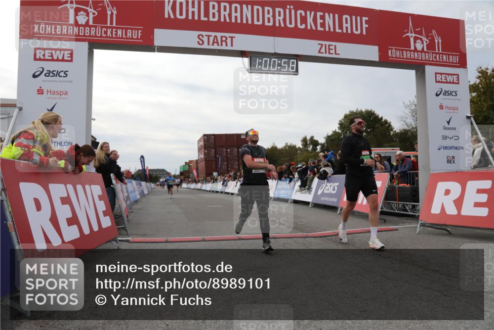 03.10.2025 - Köhlbrandbrückenlauf Yannick Fuchs http://msf.ph/oto/8989101 03.10.2025 16:00:56 Ziel 7294, 7396, 8676, 8883, 9736 meine-sportfotos.de