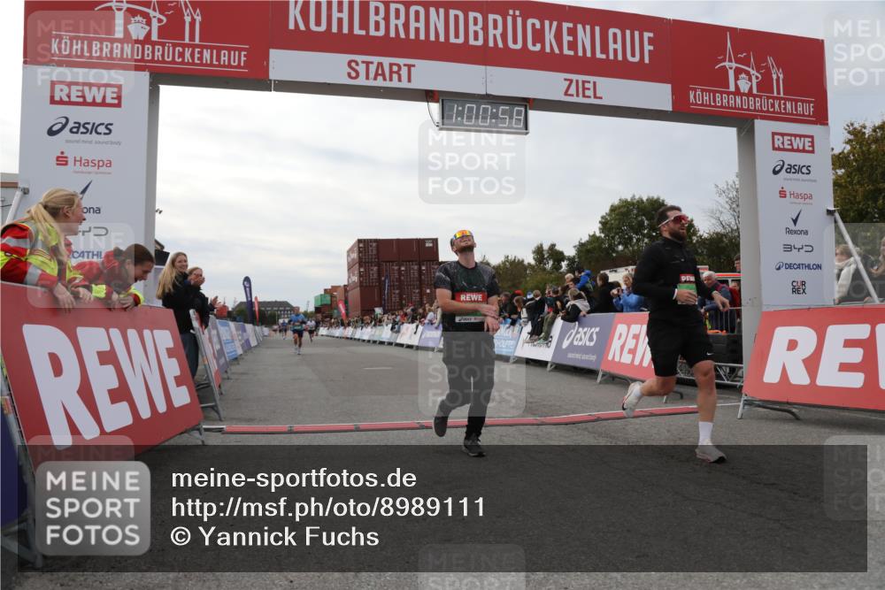 03.10.2025 - Köhlbrandbrückenlauf Yannick Fuchs http://msf.ph/oto/8989111 03.10.2025 16:00:56 Ziel 7294, 7396, 8676, 8883, 9736 meine-sportfotos.de