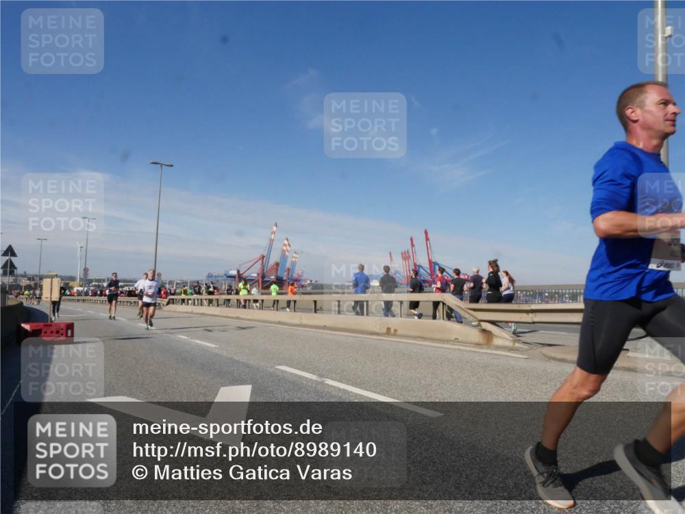 03.10.2025 - Köhlbrandbrückenlauf Matties Gatica Varas http://msf.ph/oto/8989140 03.10.2025 12:36:12 Position 2 2016 meine-sportfotos.de