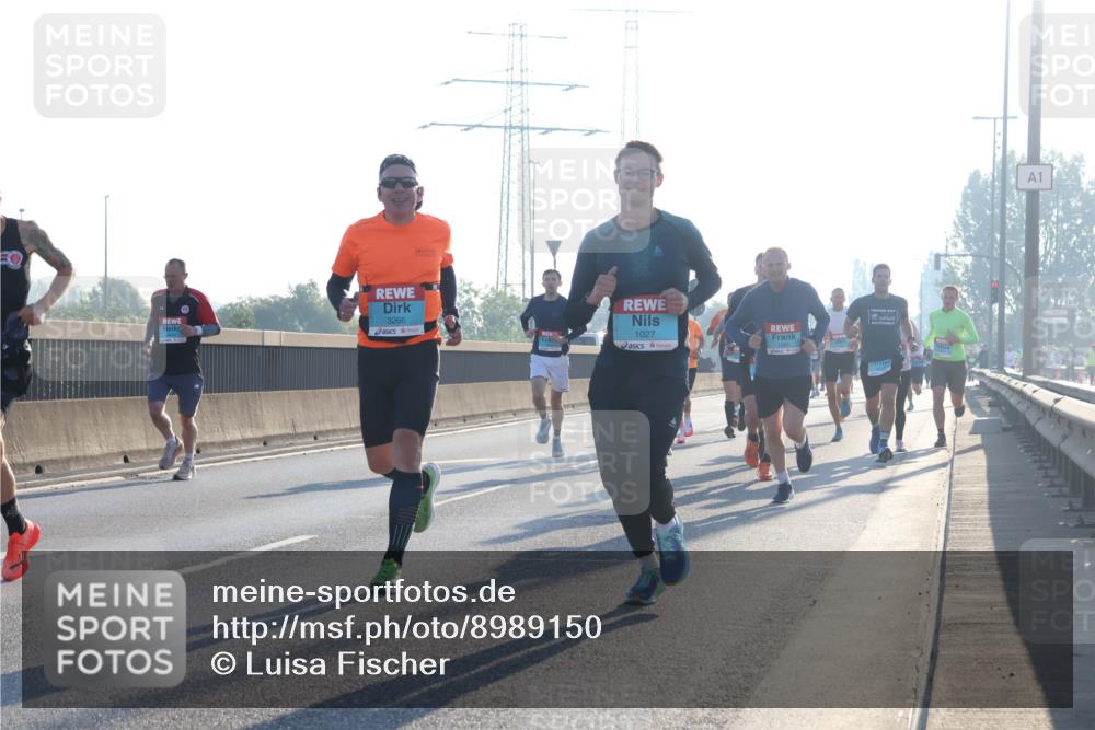03.10.2025 - Köhlbrandbrückenlauf Luisa Fischer http://msf.ph/oto/8989150 03.10.2025 10:12:21 Position 3 3266, 1027, 1 meine-sportfotos.de