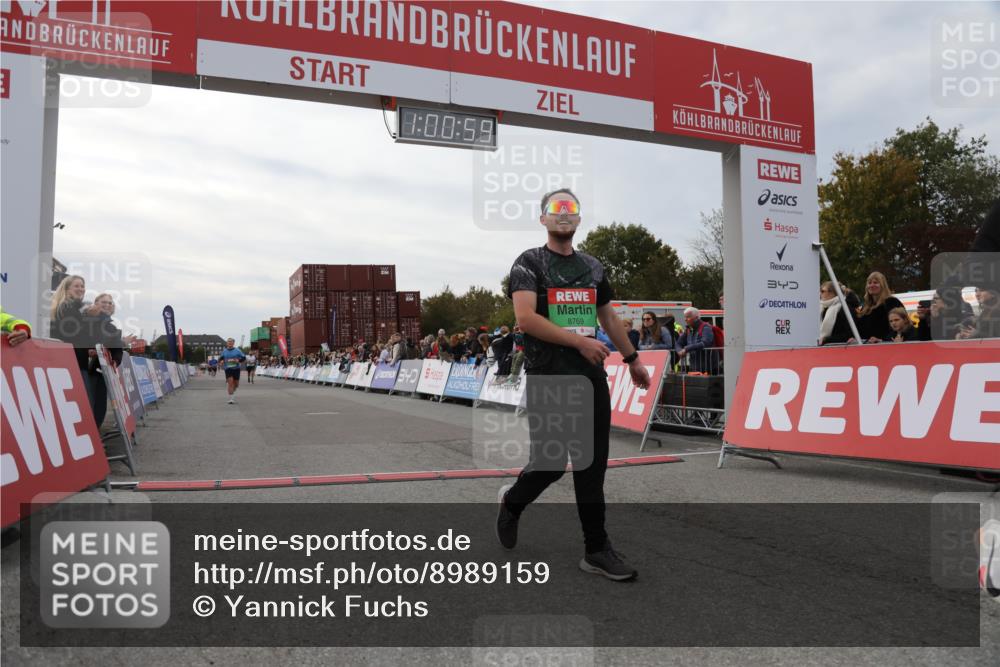 03.10.2025 - Köhlbrandbrückenlauf Yannick Fuchs http://msf.ph/oto/8989159 03.10.2025 16:00:57 Ziel 7294, 7396, 8676, 8855, 9736 meine-sportfotos.de