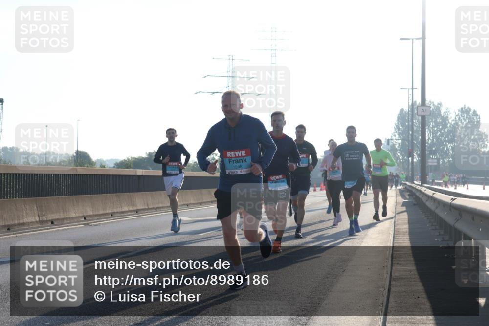 03.10.2025 - Köhlbrandbrückenlauf Luisa Fischer http://msf.ph/oto/8989186 03.10.2025 10:12:23 Position 3 1265, 1 meine-sportfotos.de