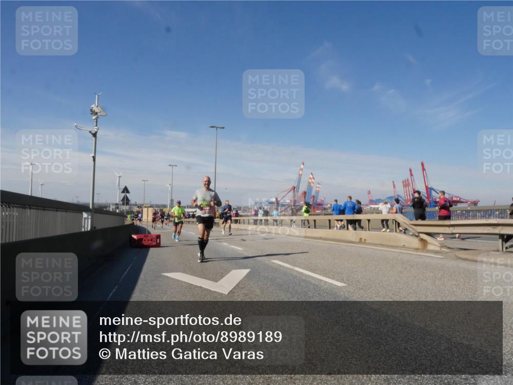 03.10.2025 - Köhlbrandbrückenlauf Matties Gatica Varas http://msf.ph/oto/8989189 03.10.2025 12:36:28 Position 2  meine-sportfotos.de