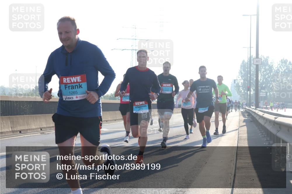 03.10.2025 - Köhlbrandbrückenlauf Luisa Fischer http://msf.ph/oto/8989199 03.10.2025 10:12:24 Position 3 1265, 3628, 3763, 2024, 1 meine-sportfotos.de