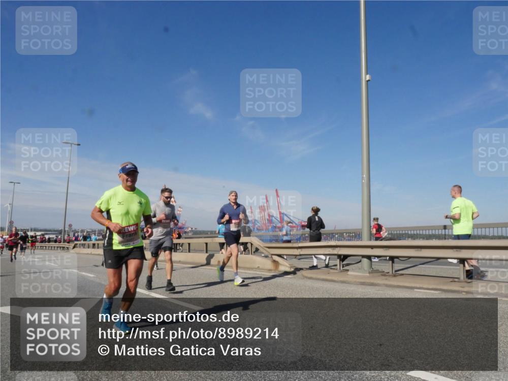 03.10.2025 - Köhlbrandbrückenlauf Matties Gatica Varas http://msf.ph/oto/8989214 03.10.2025 12:36:32 Position 2  meine-sportfotos.de