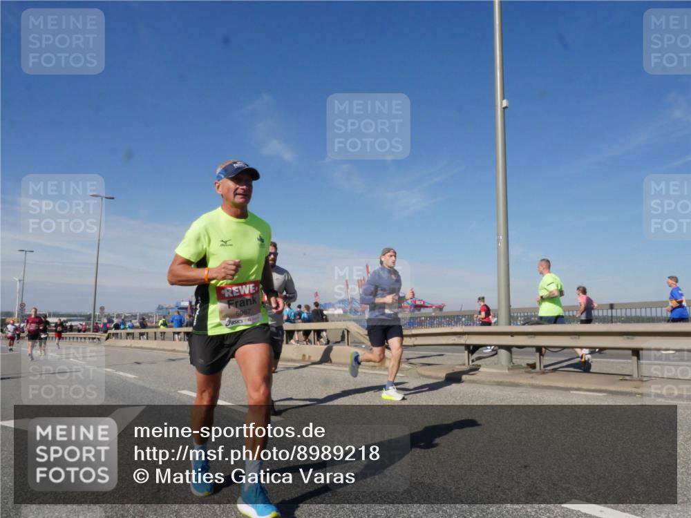 03.10.2025 - Köhlbrandbrückenlauf Matties Gatica Varas http://msf.ph/oto/8989218 03.10.2025 12:36:33 Position 2 5967 meine-sportfotos.de