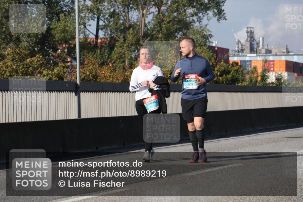 03.10.2025 - Köhlbrandbrückenlauf Luisa Fischer http://msf.ph/oto/8989219 03.10.2025 11:27:17 Position 3 3477, 3474 meine-sportfotos.de