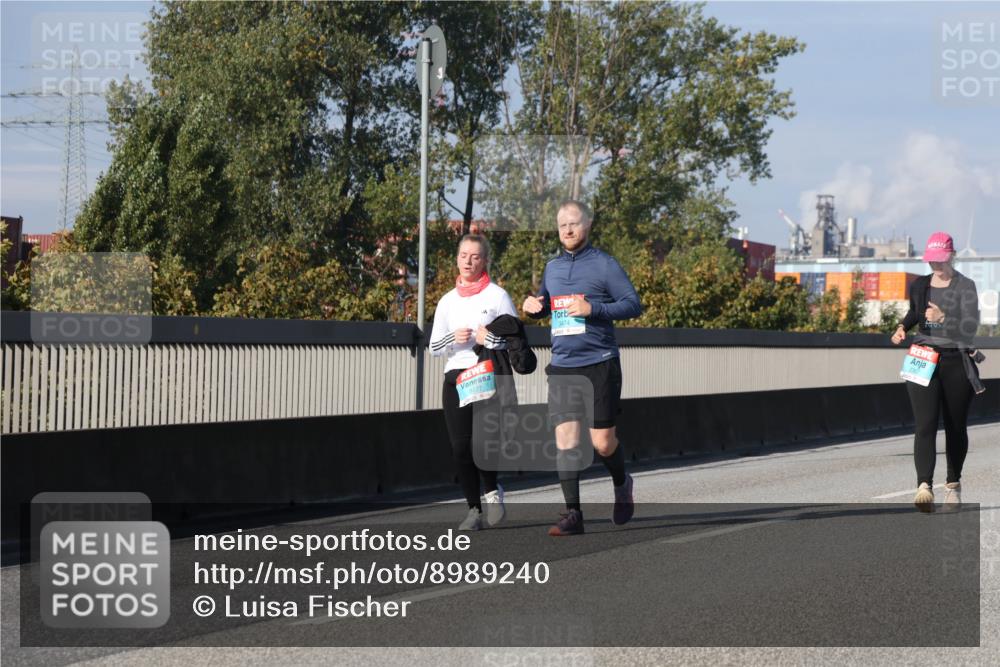 03.10.2025 - Köhlbrandbrückenlauf Luisa Fischer http://msf.ph/oto/8989240 03.10.2025 11:27:18 Position 3 3477, 3474 meine-sportfotos.de
