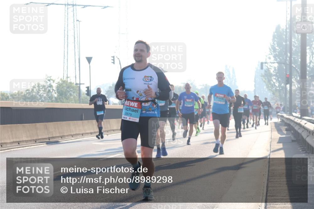 03.10.2025 - Köhlbrandbrückenlauf Luisa Fischer http://msf.ph/oto/8989298 03.10.2025 10:12:32 Position 3 2879, 1 meine-sportfotos.de