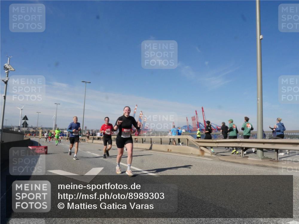 03.10.2025 - Köhlbrandbrückenlauf Matties Gatica Varas http://msf.ph/oto/8989303 03.10.2025 12:36:47 Position 2 14 meine-sportfotos.de