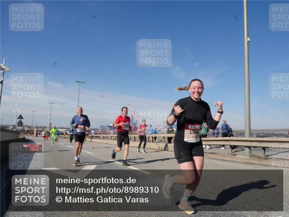 03.10.2025 - Köhlbrandbrückenlauf Matties Gatica Varas http://msf.ph/oto/8989310 03.10.2025 12:36:48 Position 2 4111 meine-sportfotos.de