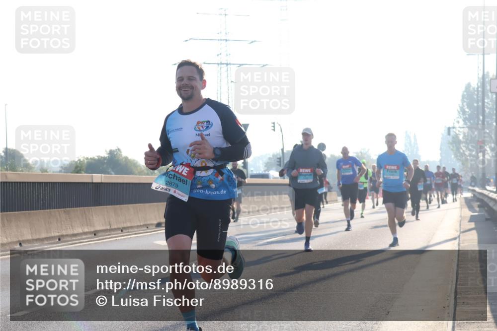 03.10.2025 - Köhlbrandbrückenlauf Luisa Fischer http://msf.ph/oto/8989316 03.10.2025 10:12:33 Position 3 2879 meine-sportfotos.de