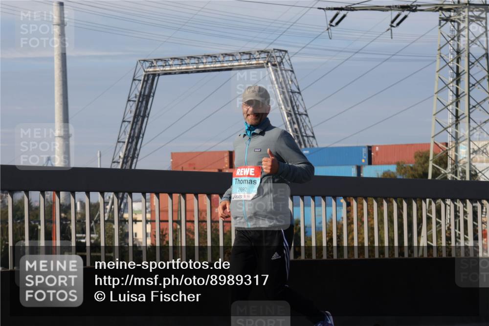 03.10.2025 - Köhlbrandbrückenlauf Luisa Fischer http://msf.ph/oto/8989317 03.10.2025 11:28:04 Position 3 2692 meine-sportfotos.de