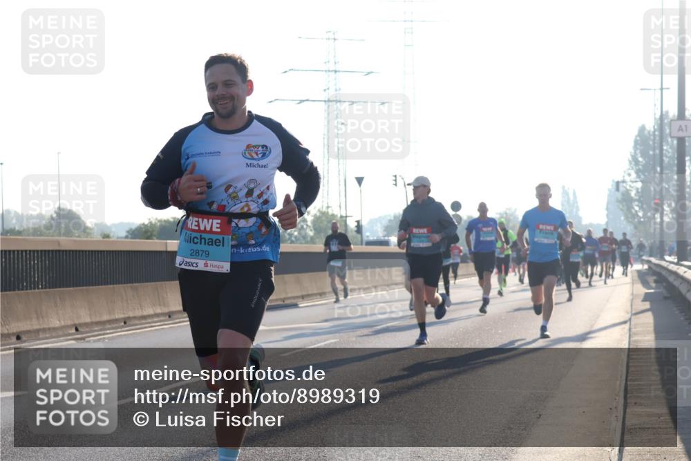 03.10.2025 - Köhlbrandbrückenlauf Luisa Fischer http://msf.ph/oto/8989319 03.10.2025 10:12:33 Position 3 2879 meine-sportfotos.de