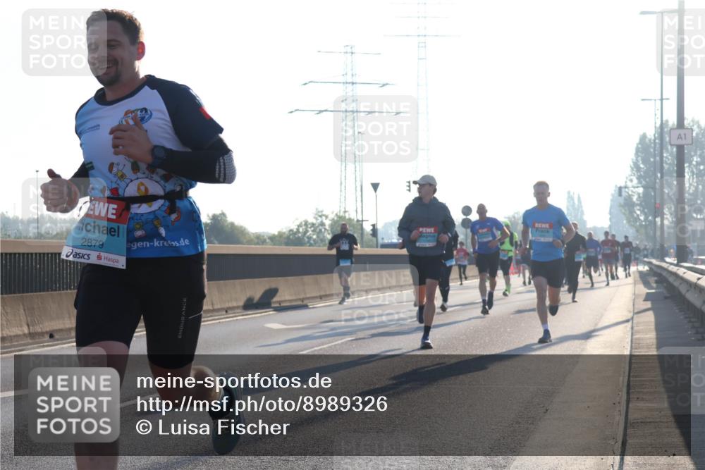 03.10.2025 - Köhlbrandbrückenlauf Luisa Fischer http://msf.ph/oto/8989326 03.10.2025 10:12:33 Position 3 2879, 1 meine-sportfotos.de