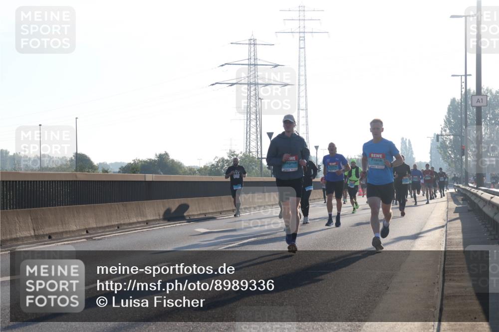 03.10.2025 - Köhlbrandbrückenlauf Luisa Fischer http://msf.ph/oto/8989336 03.10.2025 10:12:34 Position 3 1 meine-sportfotos.de