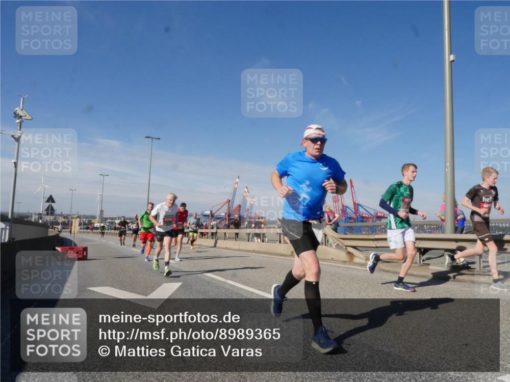 03.10.2025 - Köhlbrandbrückenlauf Matties Gatica Varas http://msf.ph/oto/8989365 03.10.2025 12:36:56 Position 2  meine-sportfotos.de