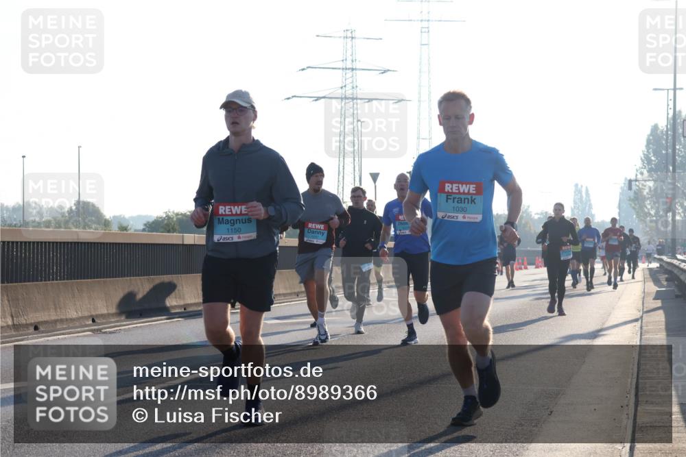03.10.2025 - Köhlbrandbrückenlauf Luisa Fischer http://msf.ph/oto/8989366 03.10.2025 10:12:36 Position 3 1030, 1150 meine-sportfotos.de