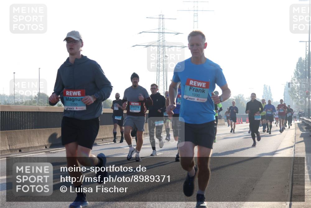 03.10.2025 - Köhlbrandbrückenlauf Luisa Fischer http://msf.ph/oto/8989371 03.10.2025 10:12:36 Position 3 1150, 1030 meine-sportfotos.de