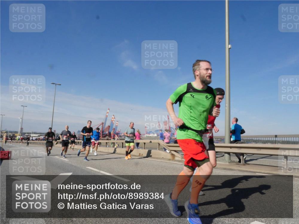 03.10.2025 - Köhlbrandbrückenlauf Matties Gatica Varas http://msf.ph/oto/8989384 03.10.2025 12:36:59 Position 2  meine-sportfotos.de