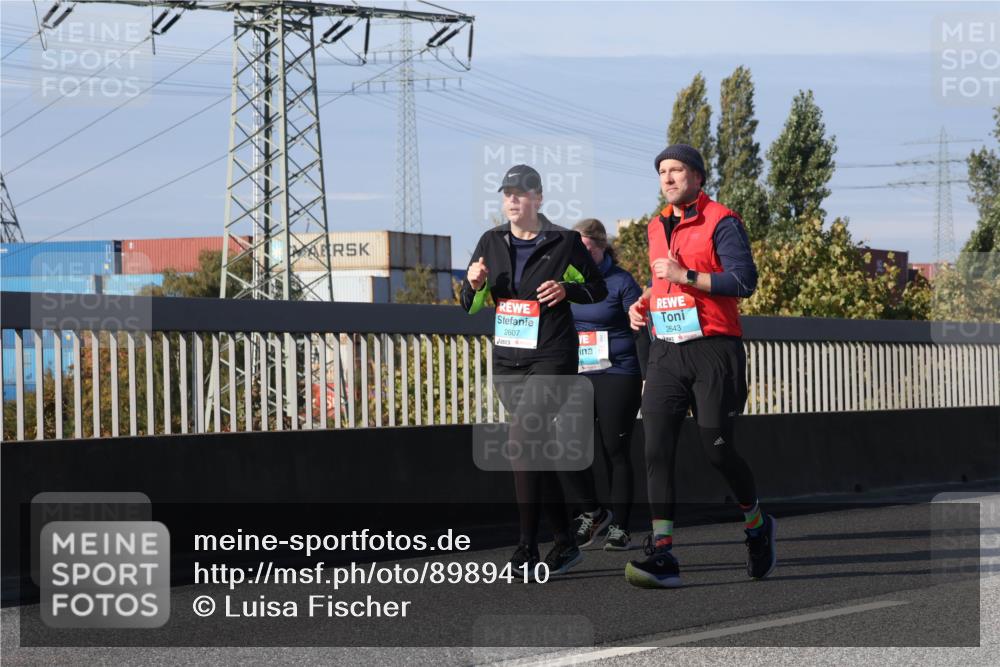 03.10.2025 - Köhlbrandbrückenlauf Luisa Fischer http://msf.ph/oto/8989410 03.10.2025 11:29:01 Position 3 2607, 2643 meine-sportfotos.de