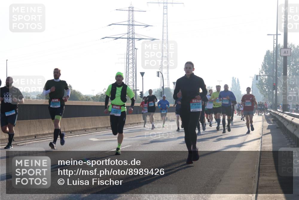 03.10.2025 - Köhlbrandbrückenlauf Luisa Fischer http://msf.ph/oto/8989426 03.10.2025 10:12:39 Position 3 2708, 1 meine-sportfotos.de