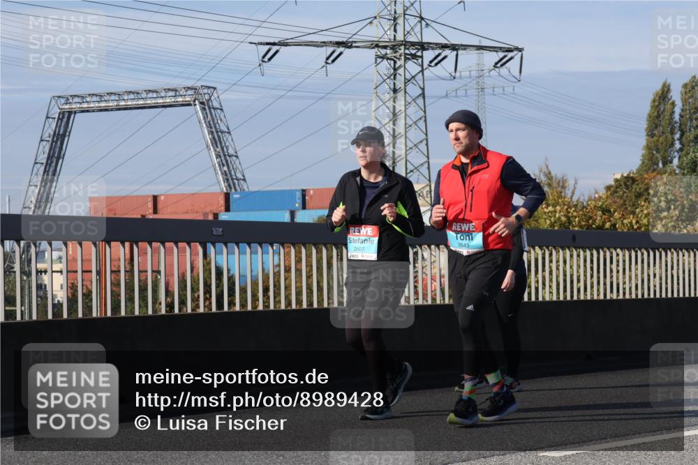 03.10.2025 - Köhlbrandbrückenlauf Luisa Fischer http://msf.ph/oto/8989428 03.10.2025 11:29:02 Position 3 780, 454, 2607, 2643 meine-sportfotos.de