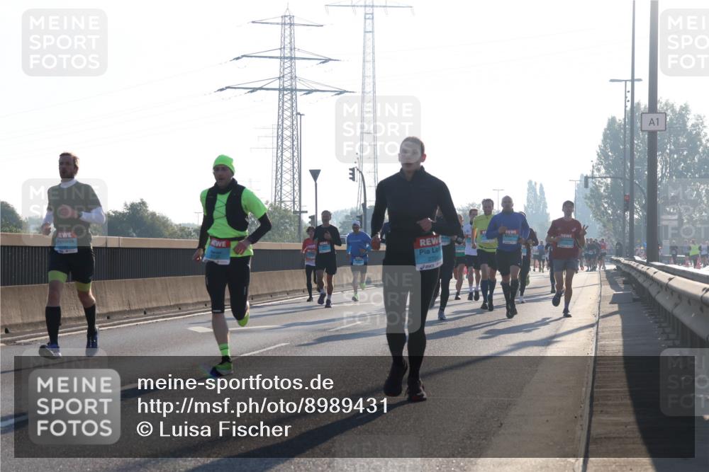 03.10.2025 - Köhlbrandbrückenlauf Luisa Fischer http://msf.ph/oto/8989431 03.10.2025 10:12:39 Position 3  meine-sportfotos.de