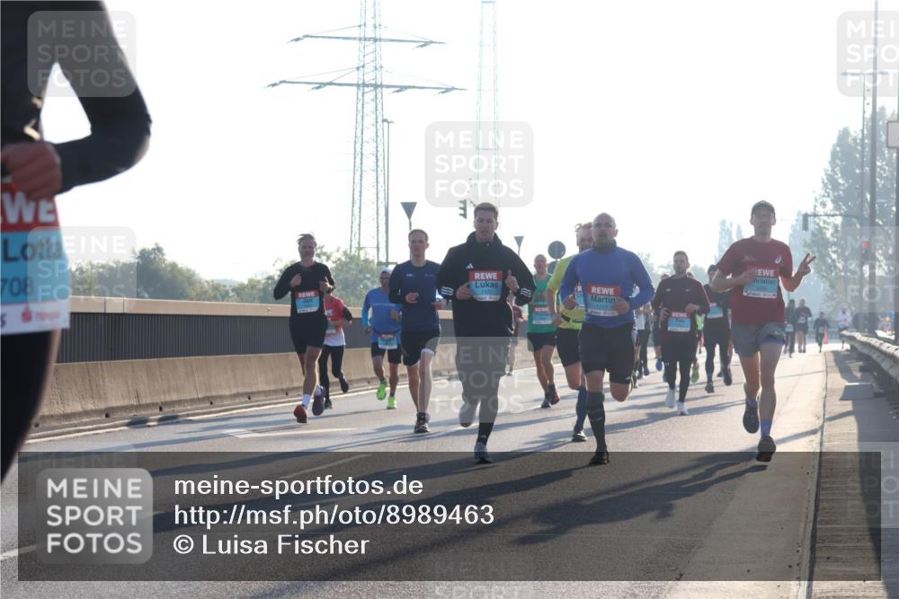 03.10.2025 - Köhlbrandbrückenlauf Luisa Fischer http://msf.ph/oto/8989463 03.10.2025 10:12:41 Position 3 708, 1122 meine-sportfotos.de