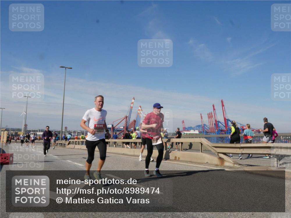 03.10.2025 - Köhlbrandbrückenlauf Matties Gatica Varas http://msf.ph/oto/8989474 03.10.2025 12:37:14 Position 2  meine-sportfotos.de