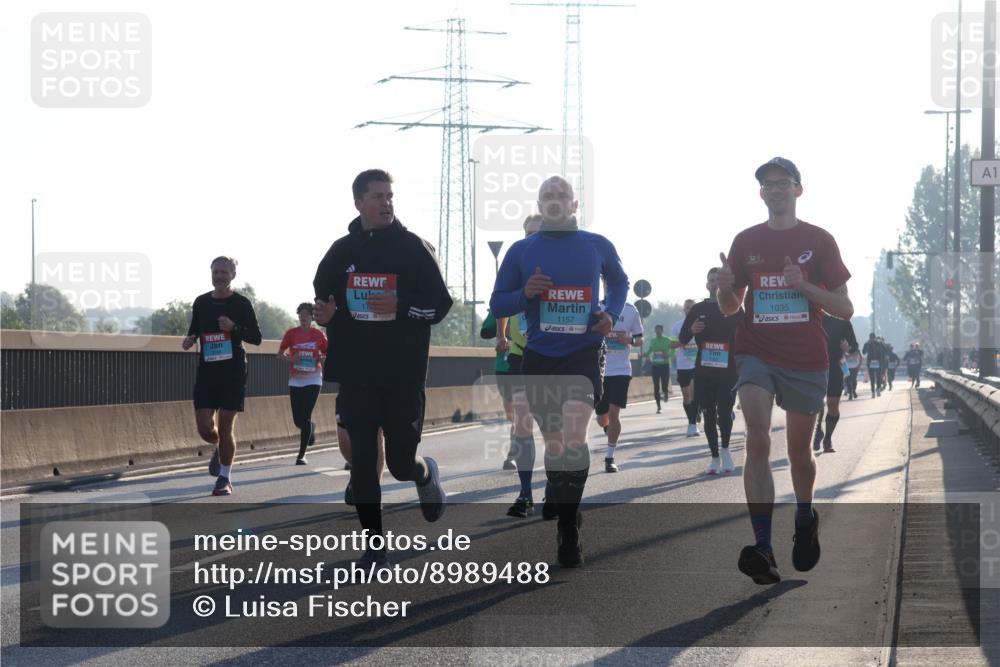 03.10.2025 - Köhlbrandbrückenlauf Luisa Fischer http://msf.ph/oto/8989488 03.10.2025 10:12:43 Position 3 1157, 1035, 1 meine-sportfotos.de