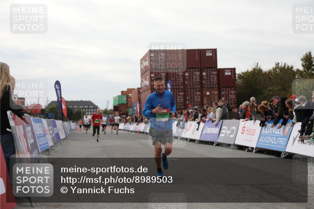 03.10.2025 - Köhlbrandbrückenlauf Yannick Fuchs http://msf.ph/oto/8989503 03.10.2025 16:01:15 Ziel 7282, 9346 meine-sportfotos.de