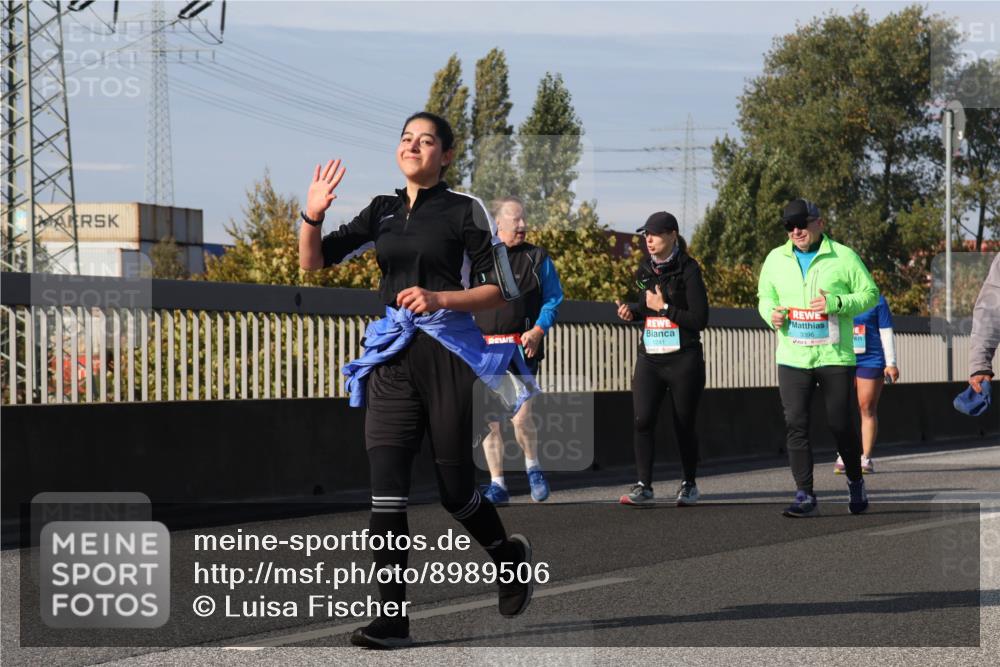 03.10.2025 - Köhlbrandbrückenlauf Luisa Fischer http://msf.ph/oto/8989506 03.10.2025 11:30:18 Position 3 1241, 3396 meine-sportfotos.de