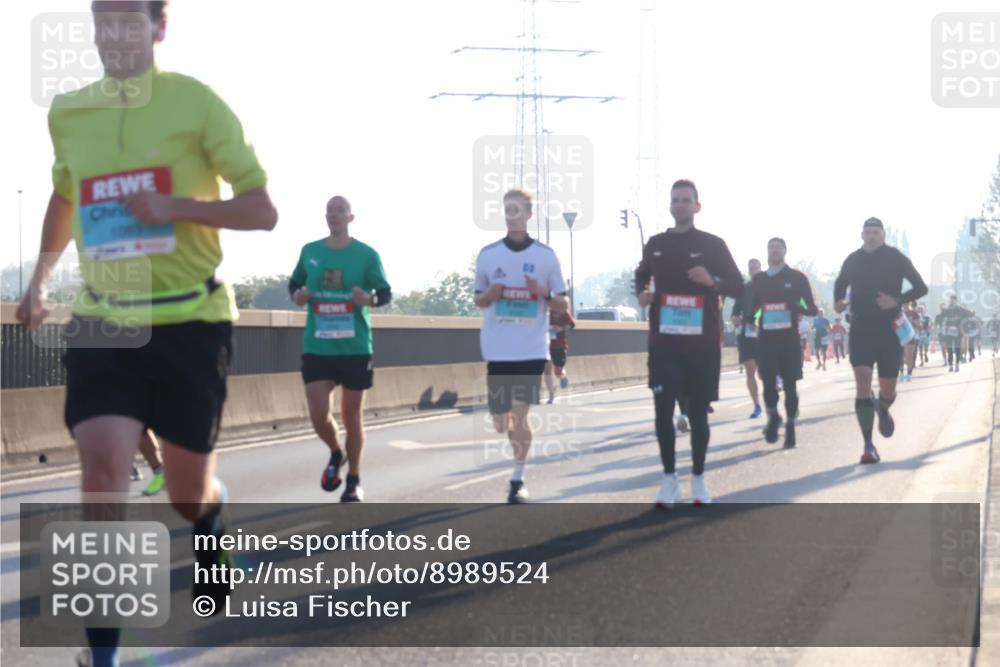 03.10.2025 - Köhlbrandbrückenlauf Luisa Fischer http://msf.ph/oto/8989524 03.10.2025 10:12:45 Position 3  meine-sportfotos.de