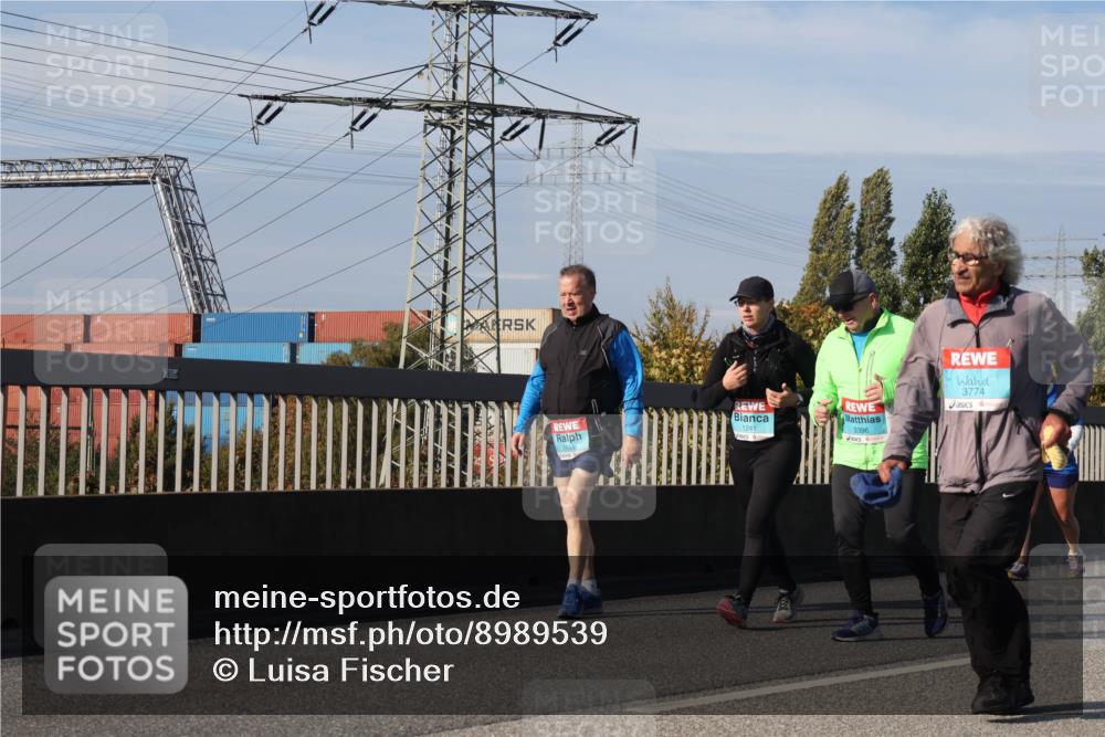 03.10.2025 - Köhlbrandbrückenlauf Luisa Fischer http://msf.ph/oto/8989539 03.10.2025 11:30:20 Position 3 780, 1241, 3396, 3774 meine-sportfotos.de
