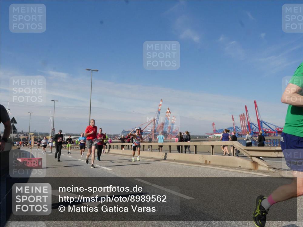 03.10.2025 - Köhlbrandbrückenlauf Matties Gatica Varas http://msf.ph/oto/8989562 03.10.2025 12:37:30 Position 2  meine-sportfotos.de