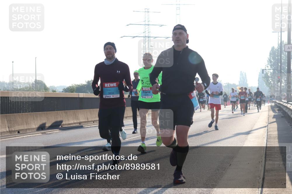 03.10.2025 - Köhlbrandbrückenlauf Luisa Fischer http://msf.ph/oto/8989581 03.10.2025 10:12:49 Position 3 3834, 1079 meine-sportfotos.de