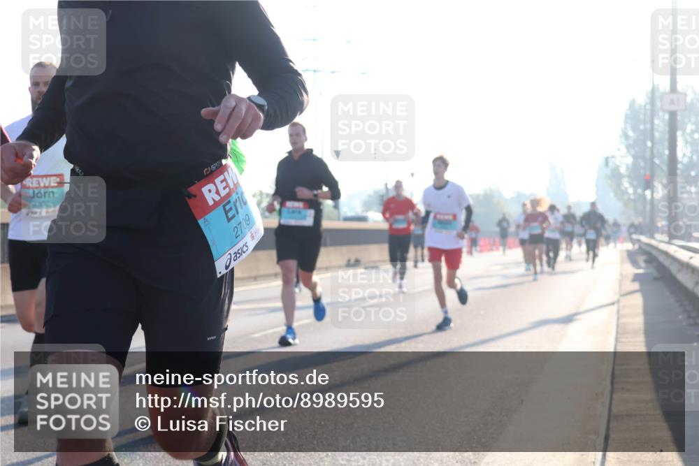 03.10.2025 - Köhlbrandbrückenlauf Luisa Fischer http://msf.ph/oto/8989595 03.10.2025 10:12:50 Position 3 1036, 520, 2709 meine-sportfotos.de