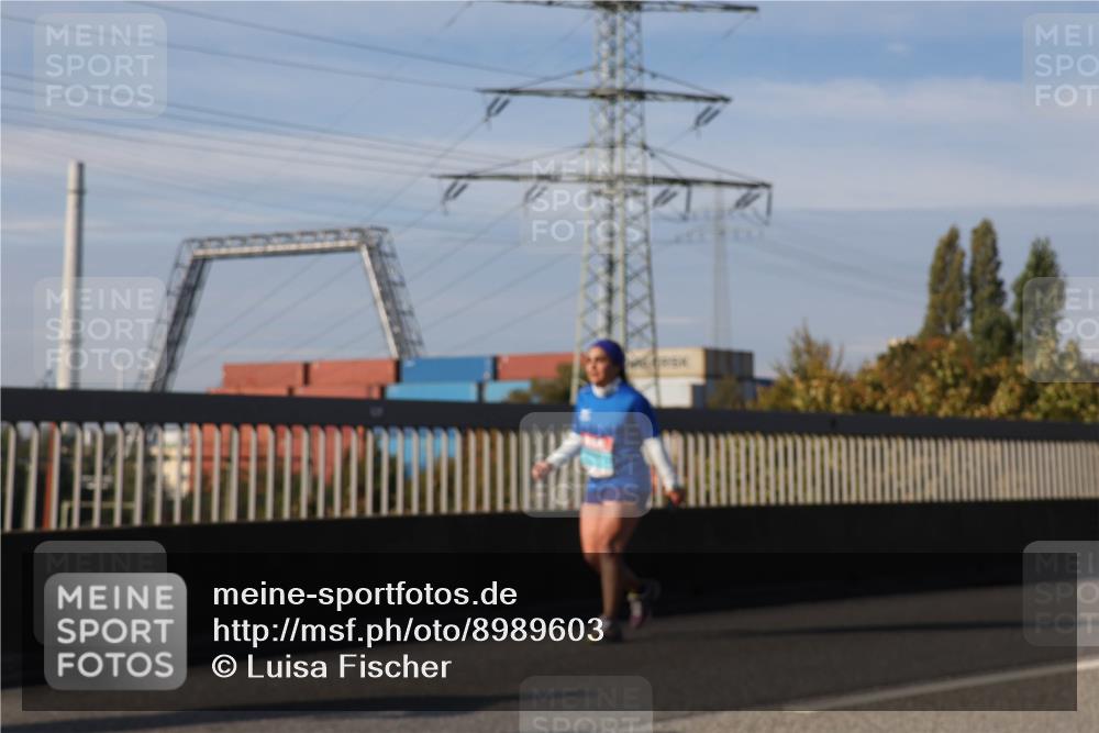 03.10.2025 - Köhlbrandbrückenlauf Luisa Fischer http://msf.ph/oto/8989603 03.10.2025 11:30:24 Position 3  meine-sportfotos.de